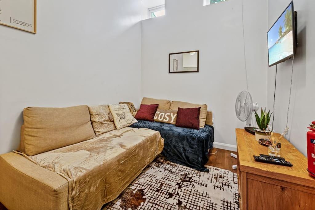 Two Bedroom With Patio Close To Hyde Park Ed4 London Eksteriør billede